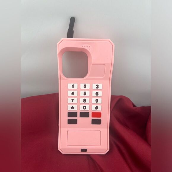 Retro Mobile Phone-Themed Case for iPhone 16 Pro Max - Picture 4 of 6